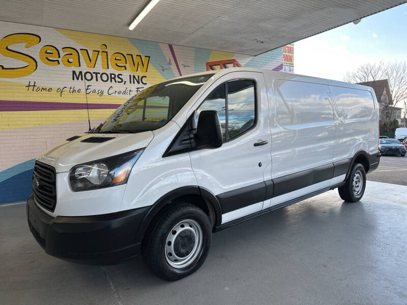 2016 Ford Transit Base