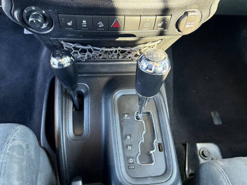 2012 Jeep Wrangler Unlimited Sahara