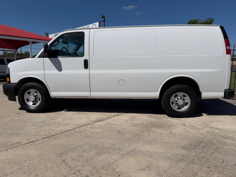 2018 Chevrolet Express 2500