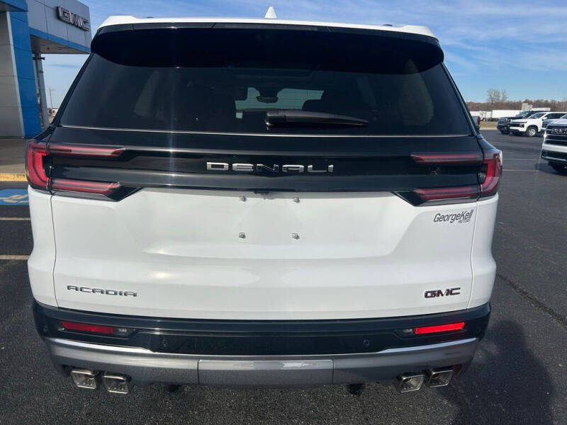 2026 GMC Acadia Denali