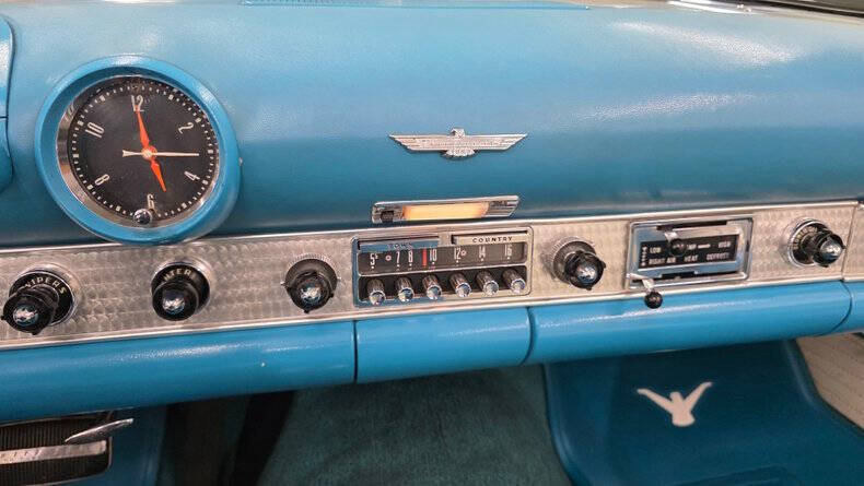 1956 Ford Thunderbird