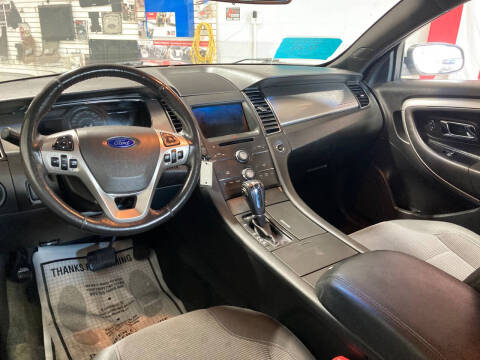 2013 Ford Taurus SEL