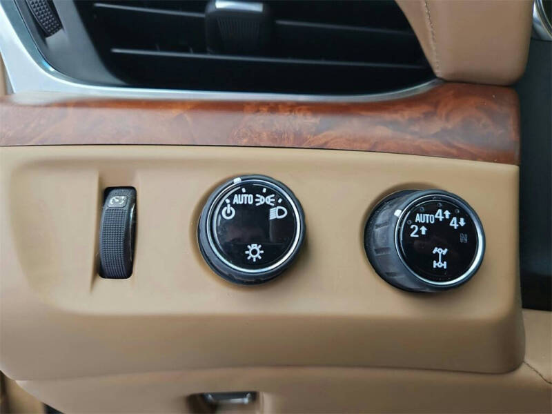 2017 Cadillac Escalade ESV Platinum