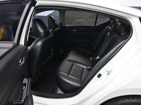 2020 Nissan Altima 2.0 Platinum