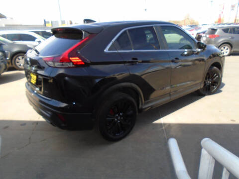 2022 Mitsubishi Eclipse Cross LE