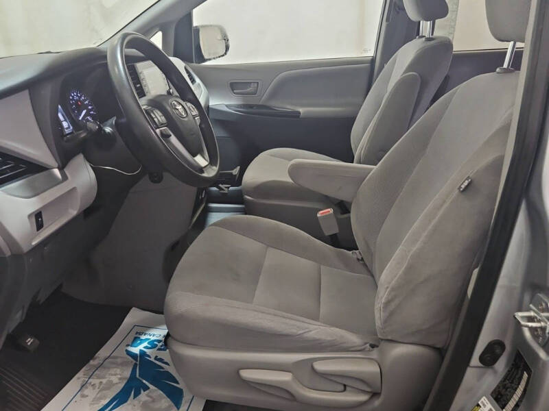 2020 Toyota Sienna L 7-Passenger