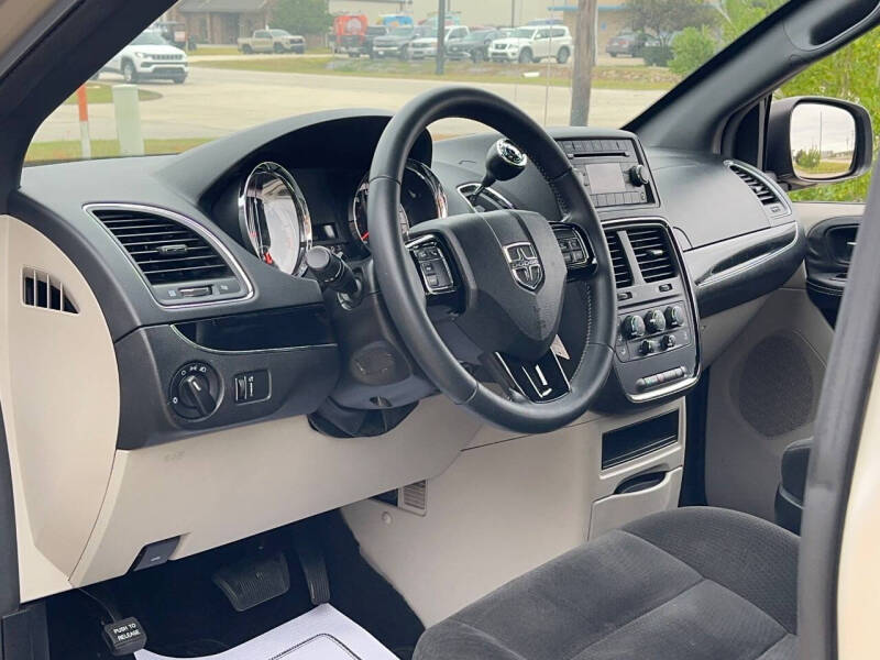 2015 Dodge Grand Caravan SE