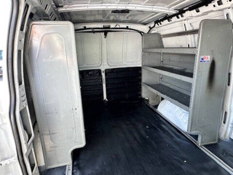 2016 Chevrolet Express 2500