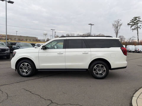 2025 Ford Expedition MAX Active