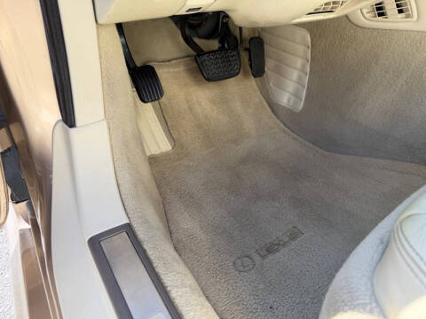 2004 Lexus SC 430