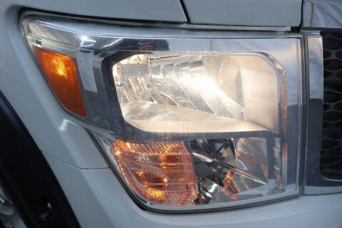 2018 Nissan Titan SV