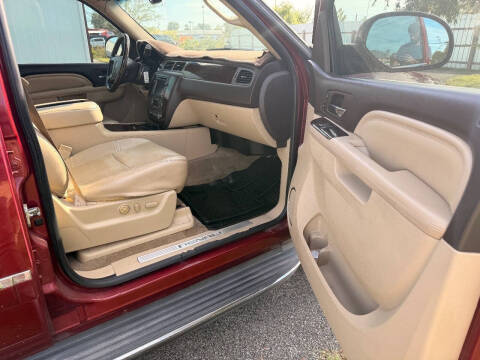 2011 GMC Yukon Denali