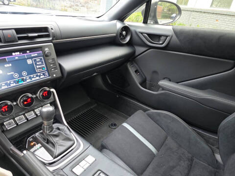 2025 Toyota GR86 Premium