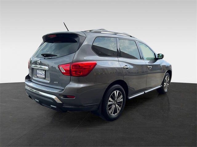 2017 Nissan Pathfinder S