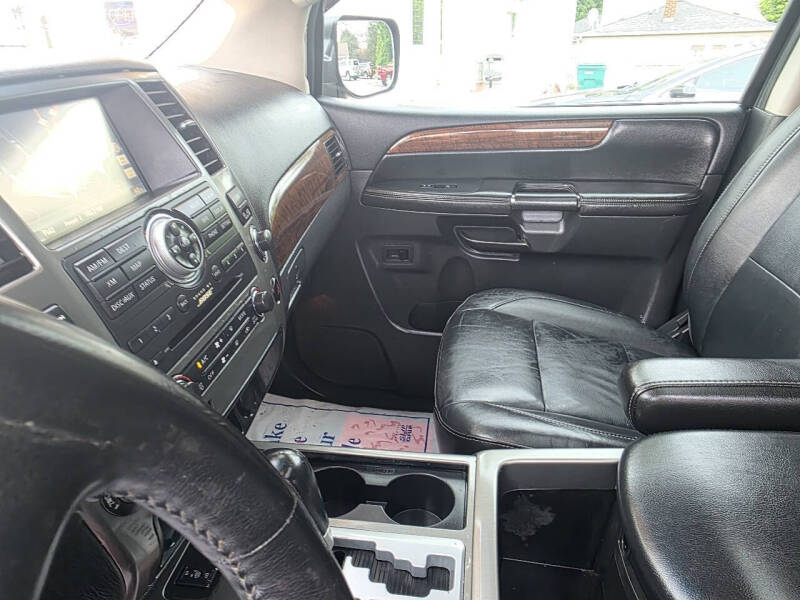 2014 Nissan Armada Platinum