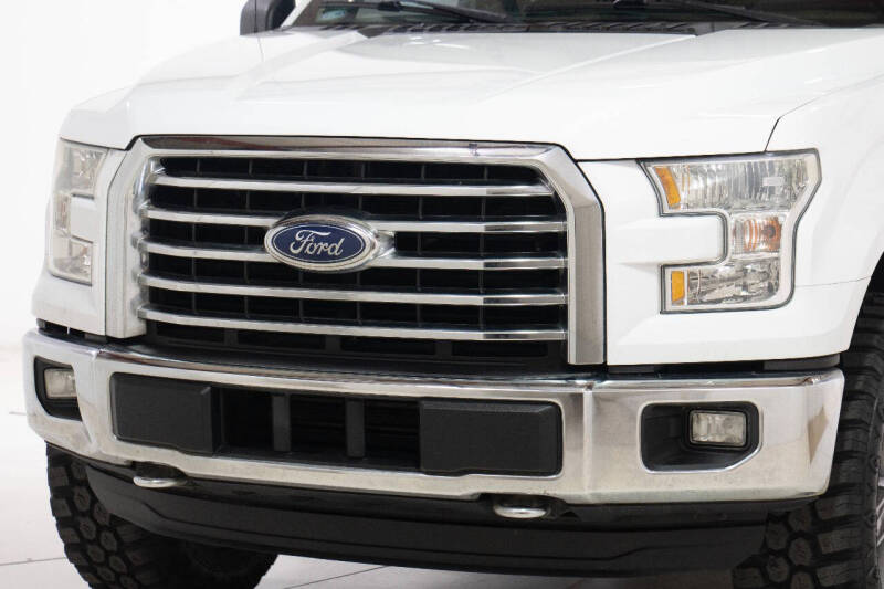 2015 Ford F-150 XLT photo 11