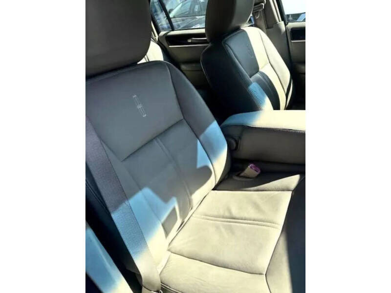 2011 Lincoln Town Car