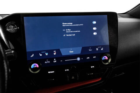 2022 Lexus NX 450h+ F SPORT Handling