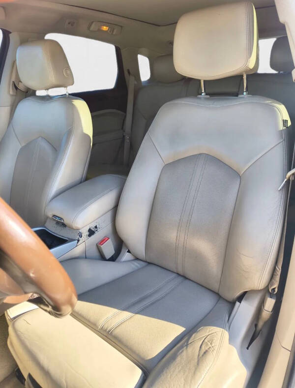 2010 Cadillac SRX Luxury Collection