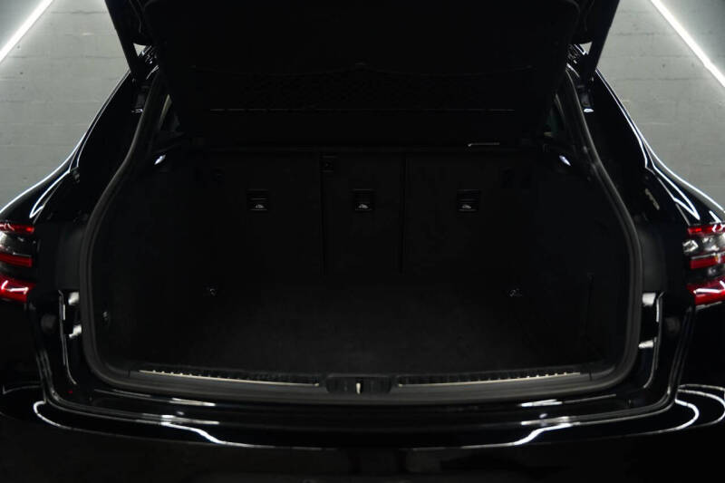 2018 Porsche Macan S