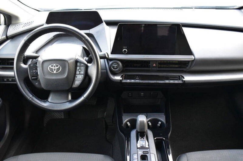 2023 Toyota Prius LE