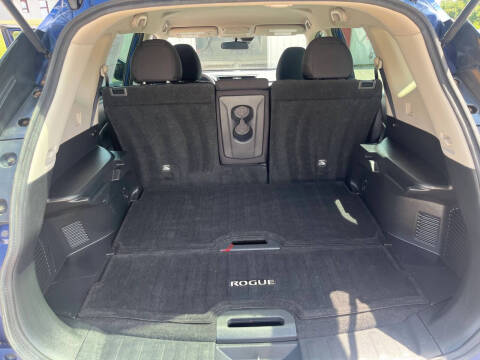 2020 Nissan Rogue