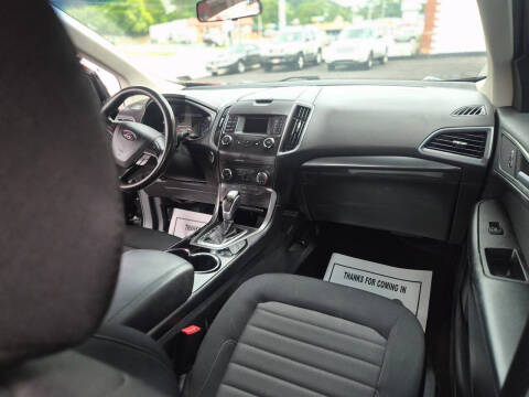 2018 Ford Edge SE