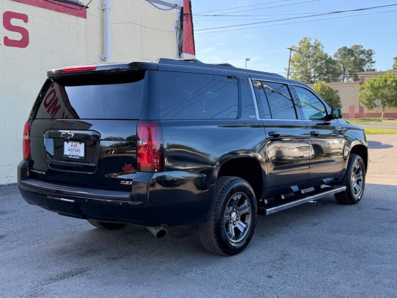 2015 Chevrolet Suburban LT