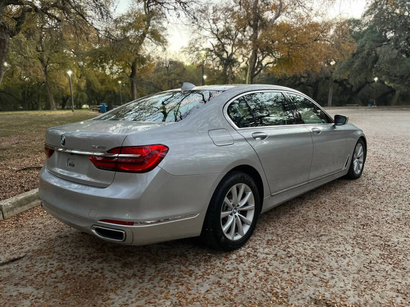 2019 BMW 7 Series 740i