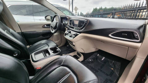 2021 Chrysler Voyager LXi