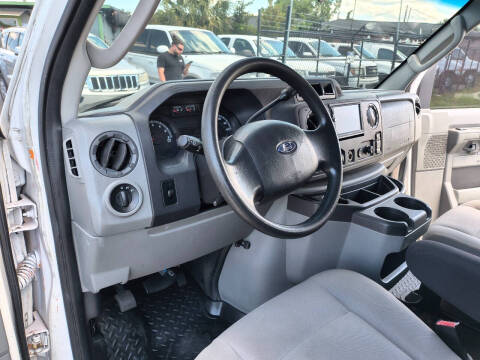 2011 Ford E-Series E-250