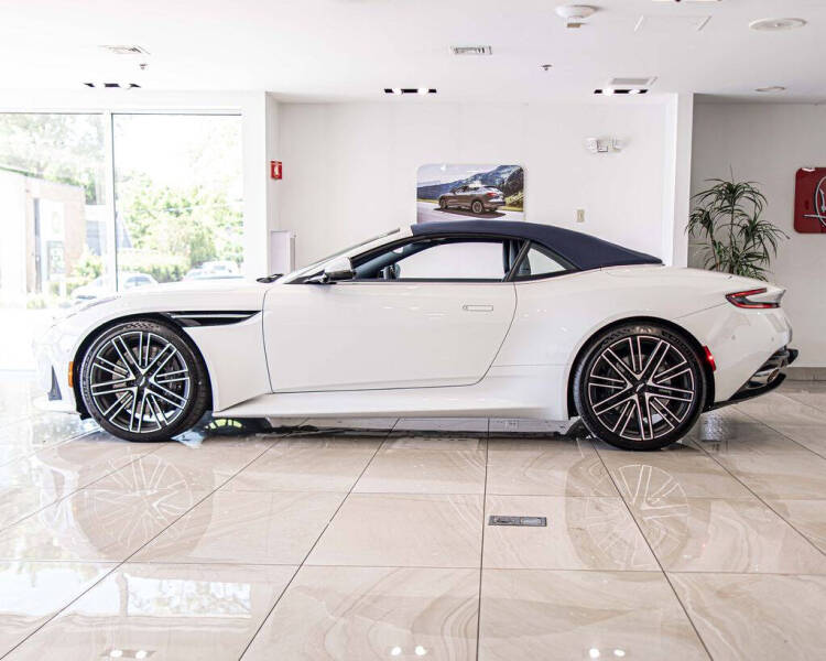 2026 Aston Martin DB12 Volante