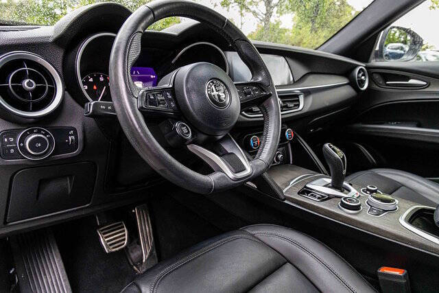 2022 Alfa Romeo Stelvio Ti