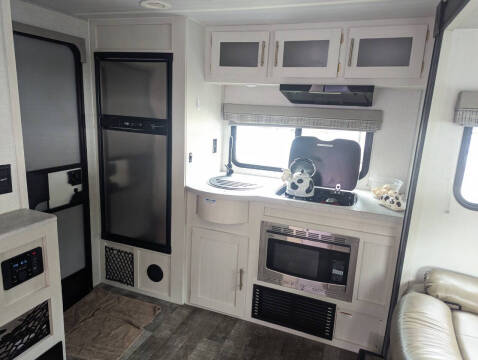 2022 Forest River R-Pod 202 / 25ft