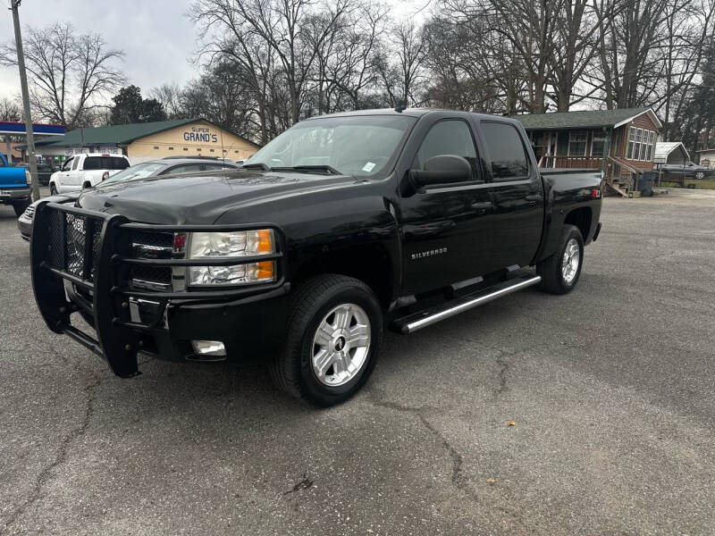 2011 Chevrolet Silverado 1500 for sale at DJ's Truck Sales Inc. in Cedartown GA