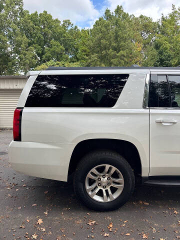 2017 Chevrolet Suburban LT