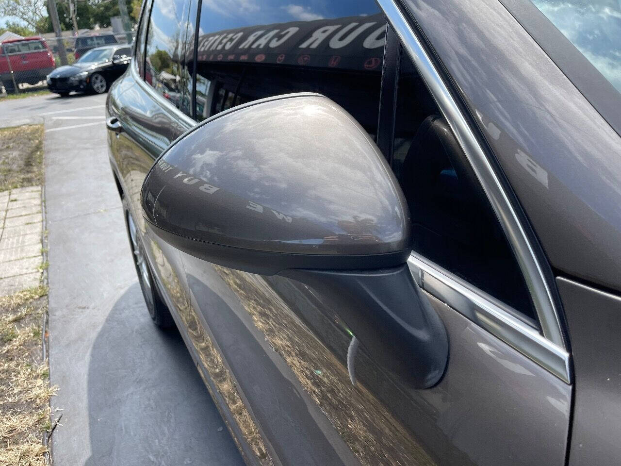 2011 Porsche Cayenne  - $18,900