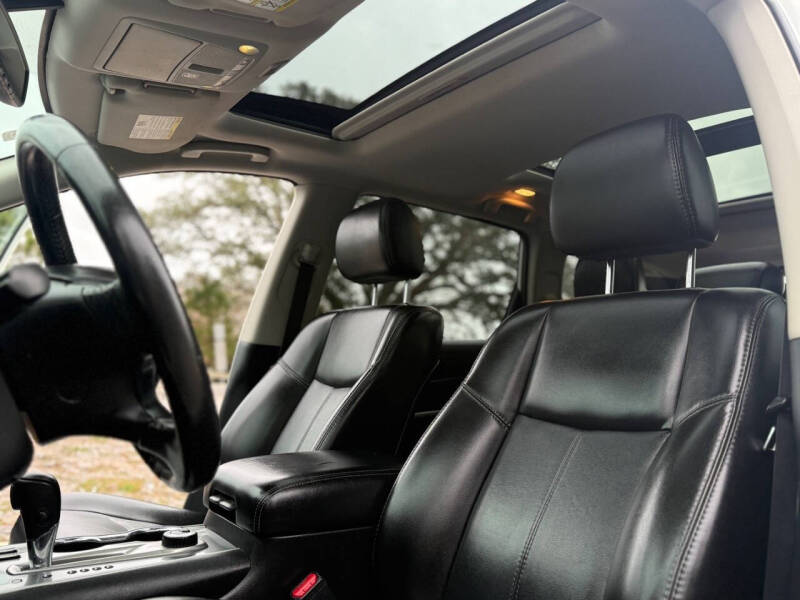 2017 Nissan Pathfinder SL