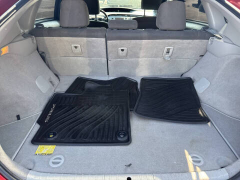 2014 Toyota Prius Four