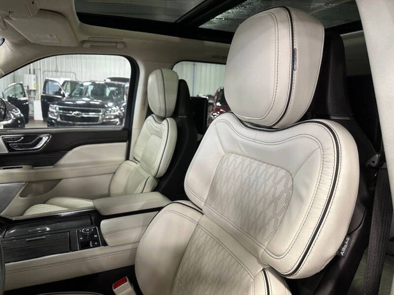 2023 Lincoln Navigator L Black Label