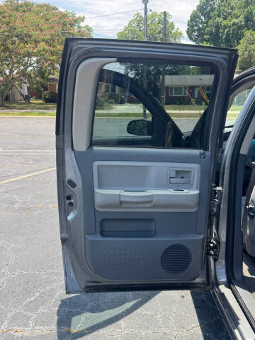2006 Dodge Dakota SLT