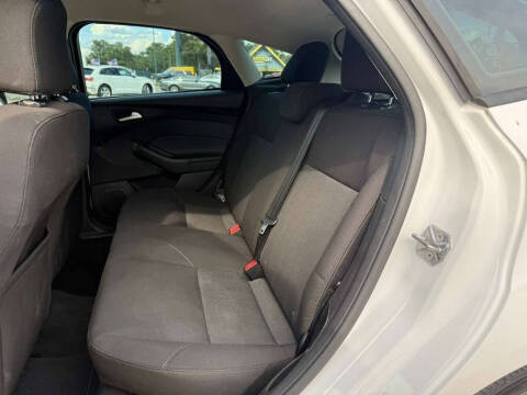 2015 Ford Focus SE