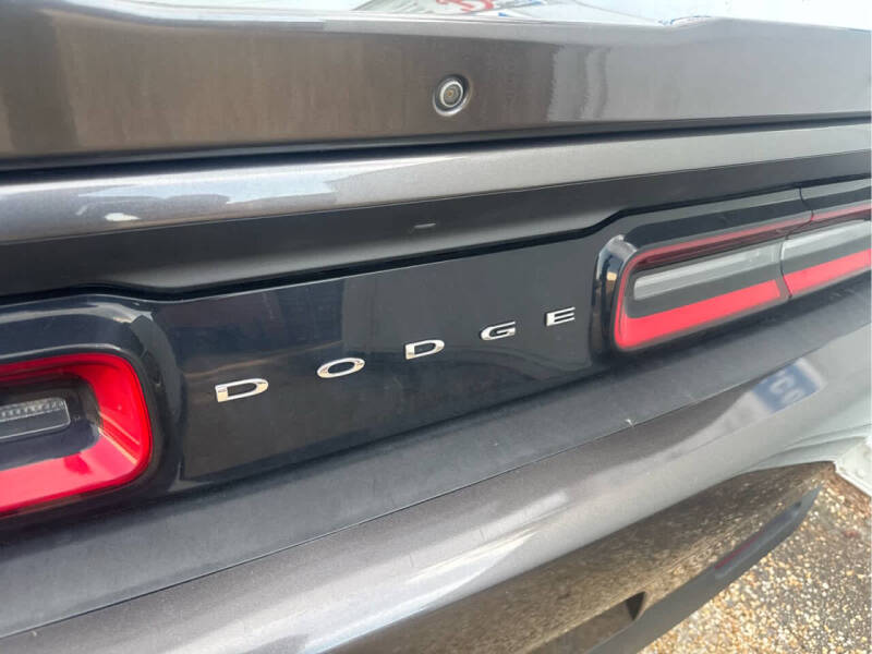 2022 Dodge Challenger SXT