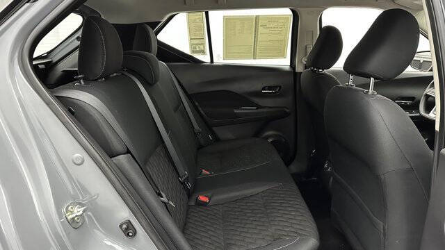 2022 Nissan Kicks SV