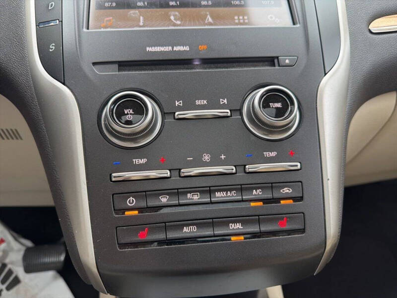 2016 Lincoln MKC Select