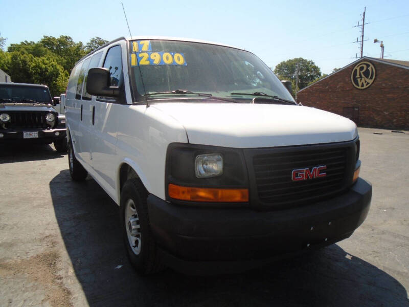 2017 GMC Savana 2500