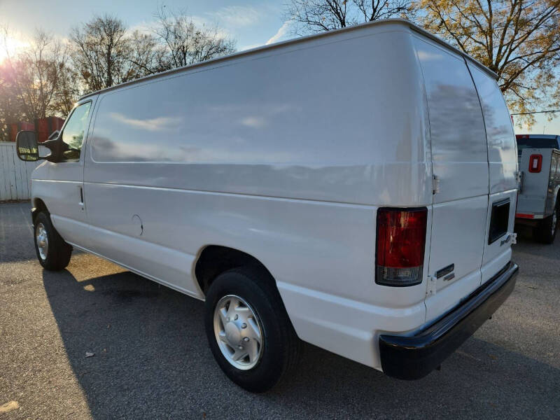 2012 Ford E-Series E-150