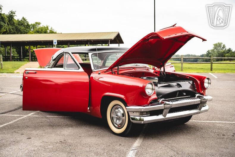 1954 Mercury Monterey