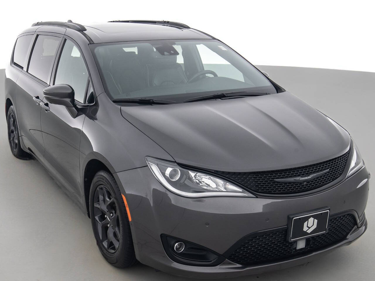 Used Car 2020 Chrysler Pacifica  Limited 4dr Mini Van For Sale Under $20,000 In Coal City, Illinois