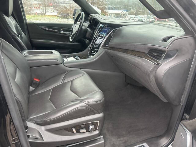 2019 Cadillac Escalade ESV Platinum